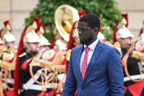 Emmanuel Macron welcomes Bassirou Diomaye Faye at the Elysee FA