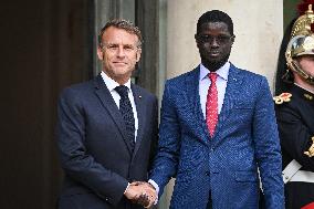 Emmanuel Macron welcomes Bassirou Diomaye Faye at the Elysee FA