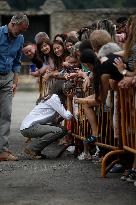 Royals Visit Fire-Affected Areas In Lake Sanabria