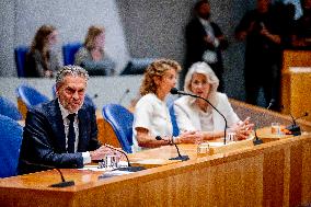 House of Representatives Meets on NSC departure - The Hague