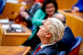 House of Representatives Meets on NSC departure - The Hague