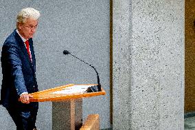 House of Representatives Meets on NSC departure - The Hague