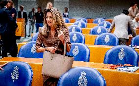 House of Representatives Meets on NSC departure - The Hague