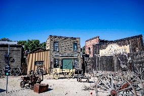 Illustration - Universal Studios Hollywood - LA