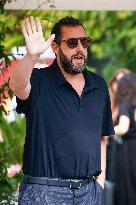 VENICE - Arrival cast of mo’vie Jay Kelly’ MP