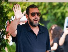 VENICE - Arrival cast of mo’vie Jay Kelly’ MP