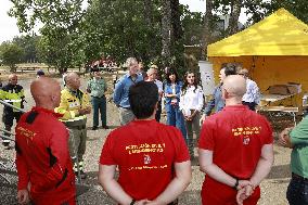 Royals Visit Fire-Affected Areas In Lake Sanabria