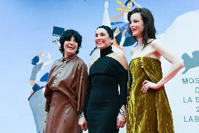 Venice Mother Premiere AM