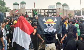 Protest against parliament members in Indonesia