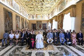 Pope Leo XIV Meets French Politicians From Val De Marne - Vatican