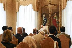 Pope Leo XIV Meets French Politicians From Val De Marne - Vatican