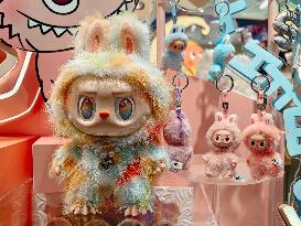 Pop Mart Mini Labubu Doll