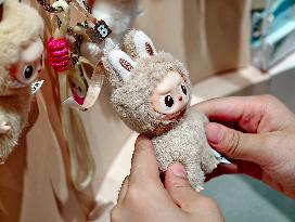 Pop Mart Mini Labubu Doll