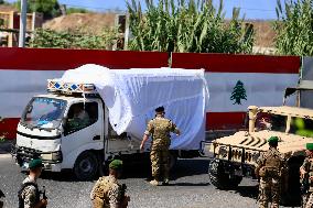 Surrender of Weapons from Palestinian Camps to The Lebanese Army - Tyre