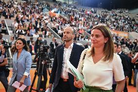 Debate at the REF 2025 in Paris FA