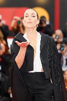 VENICE - Red carpet film BUGONIA MP