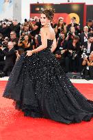 VENICE - Red carpet film BUGONIA MP