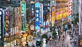 Nanjing Road Pedestrian Street Tour in Shanghai