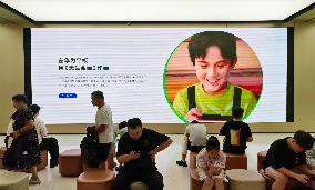 Huawei's World's Largest Flagship Store