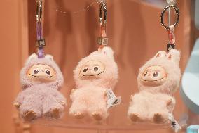 Pop Mart LABUBU Poplar in China