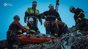 Russian Strikes in Kiev Claim 23 Lives - Ukraine