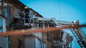 Russian Strikes in Kiev Claim 23 Lives - Ukraine