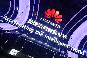 Huawei 2025 H1 Revenue Growth