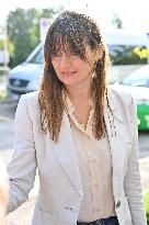 Venice Emily Mortimer Airport Arrivals JR