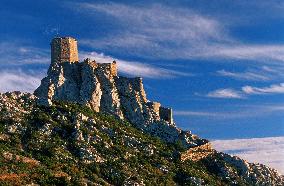 Illustration - Cathar Castles