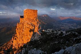 Illustration - Cathar Castles