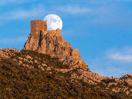 Illustration - Cathar Castles