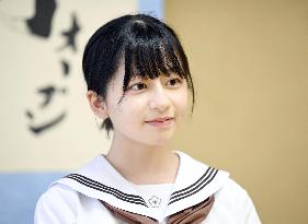 Youngest pro shogi player in women's category debuts in loss
