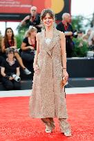 VENICE - Red carpet film A PIED D’OUVRE MP