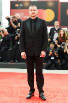 VENICE - Red carpet film A PIED D’OUVRE MP