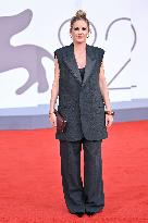 Venice A Pied d Oeuvre Premiere AM