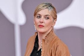 Venice A Pied d Oeuvre Premiere AM