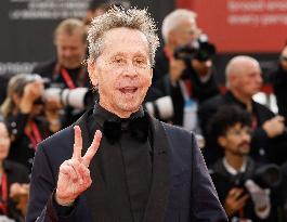 VENICE - Red carpet film AFTER THE HUNT MP