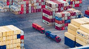 Qingdao Free Trade Zone Container Yard
?