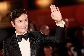 VENICE - Red carpet film NO OTHER CHOICE MP