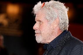 VENICE - Red carpet film NO OTHER CHOICE MP