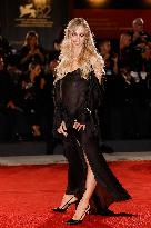 VENICE - Red carpet film NO OTHER CHOICE MP