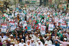 Thousands March to Protest Gaza War - Dhaka