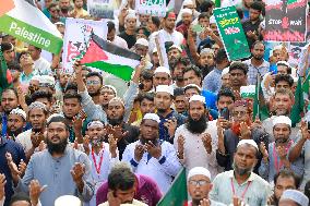 Thousands March to Protest Gaza War - Dhaka