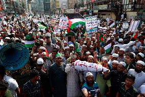 Thousands March to Protest Gaza War - Dhaka