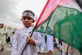 Thousands March to Protest Gaza War - Dhaka