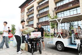 Chongqing Intelligent Engineering Vocational College 2025 Freshmen Report For Duty