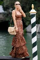 VENICE - Arrival Annemarie Carpendale MP