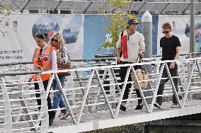 Venice Kate Moss Jordan Barrett Airport Arrivals JR