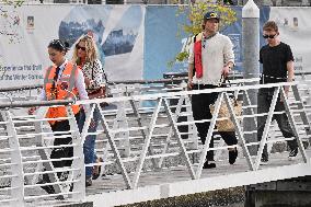 Venice Kate Moss Jordan Barrett Airport Arrivals JR