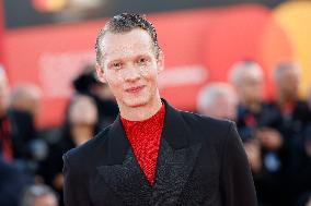 Venice - Red carpet film FRANKENSTEIN MP